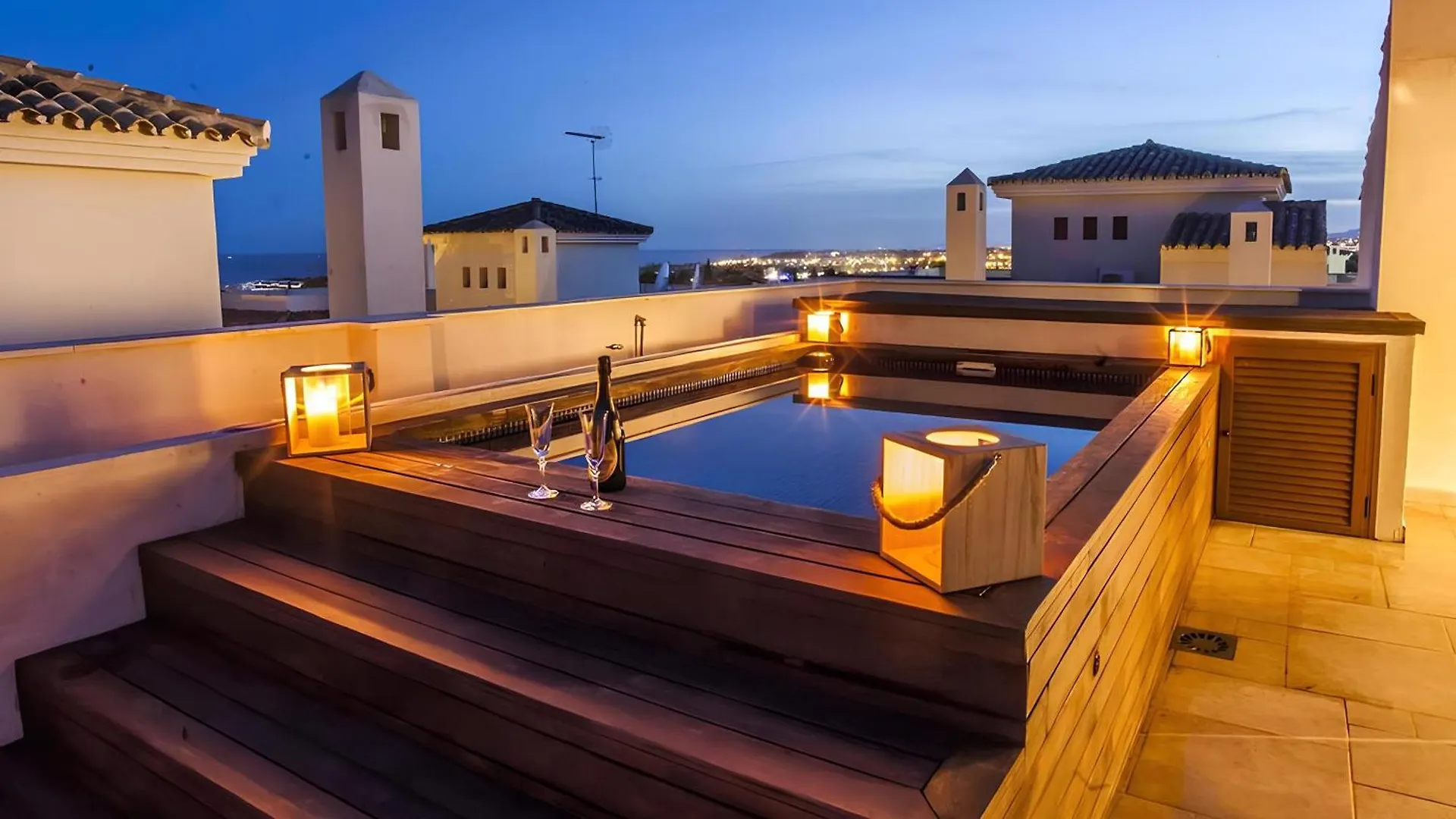Vacation Marbella: Private Heated Pool Retreat Near Puerto Banus Apartment 0*, Marbella
